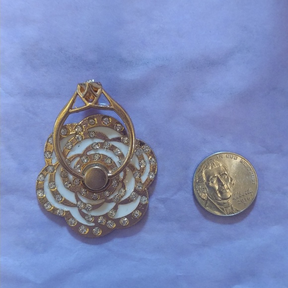 Rhinestone Flower Phone Ring- White - Picture 4 of 5